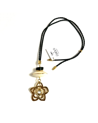 LATON DORADO COLLAR
