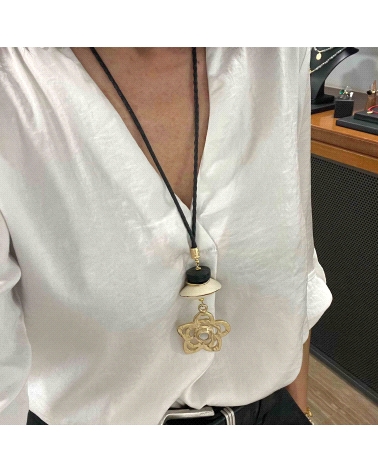 LATON DORADO COLLAR