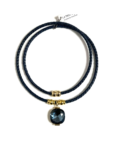 LATON DORADO COLLAR