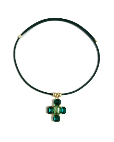 LATON DORADO COLLAR