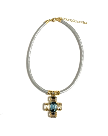 LATON DORADO COLLAR